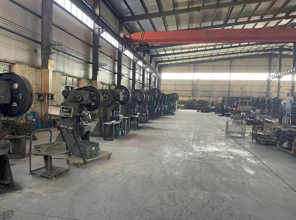 furniture hardware factory in China